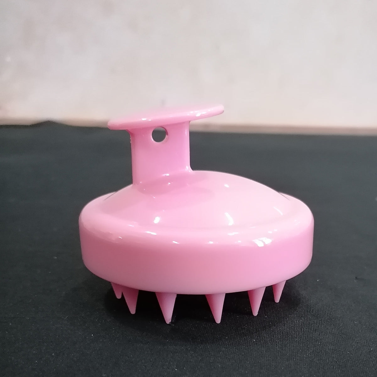 Blent10 silicone shampoo brush for gentle scalp massage and everyday hair washing