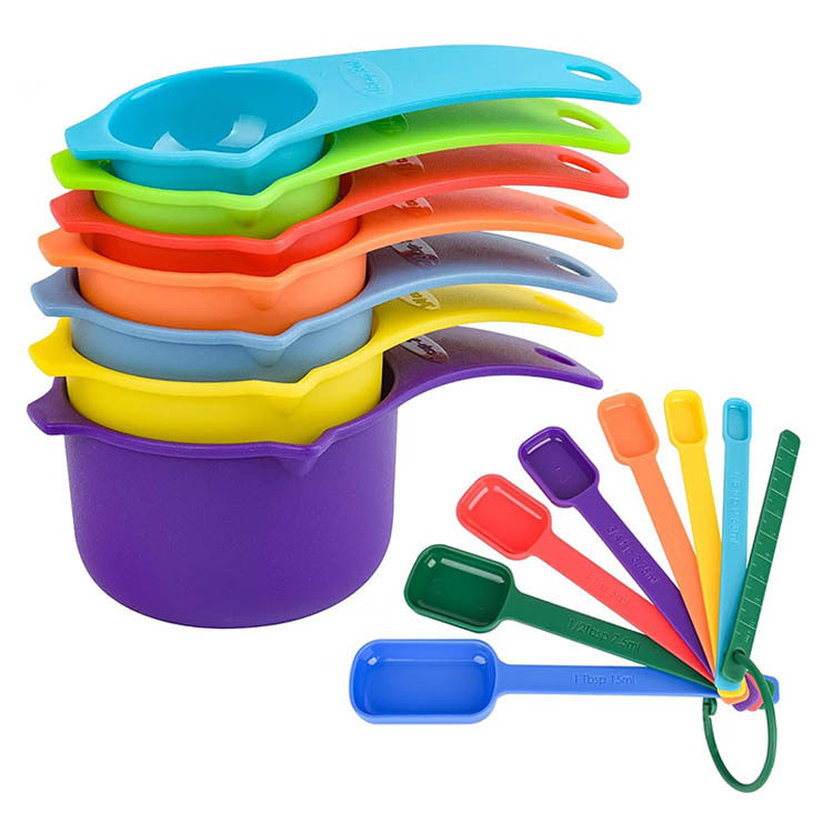 Blent10 15-Piece Plastic Measuring Cup &amp; Spoon Set with Scales