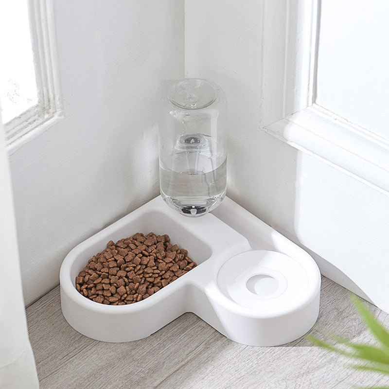 Blent10 cat water fountain for indoor pet drinking and everyday hydration