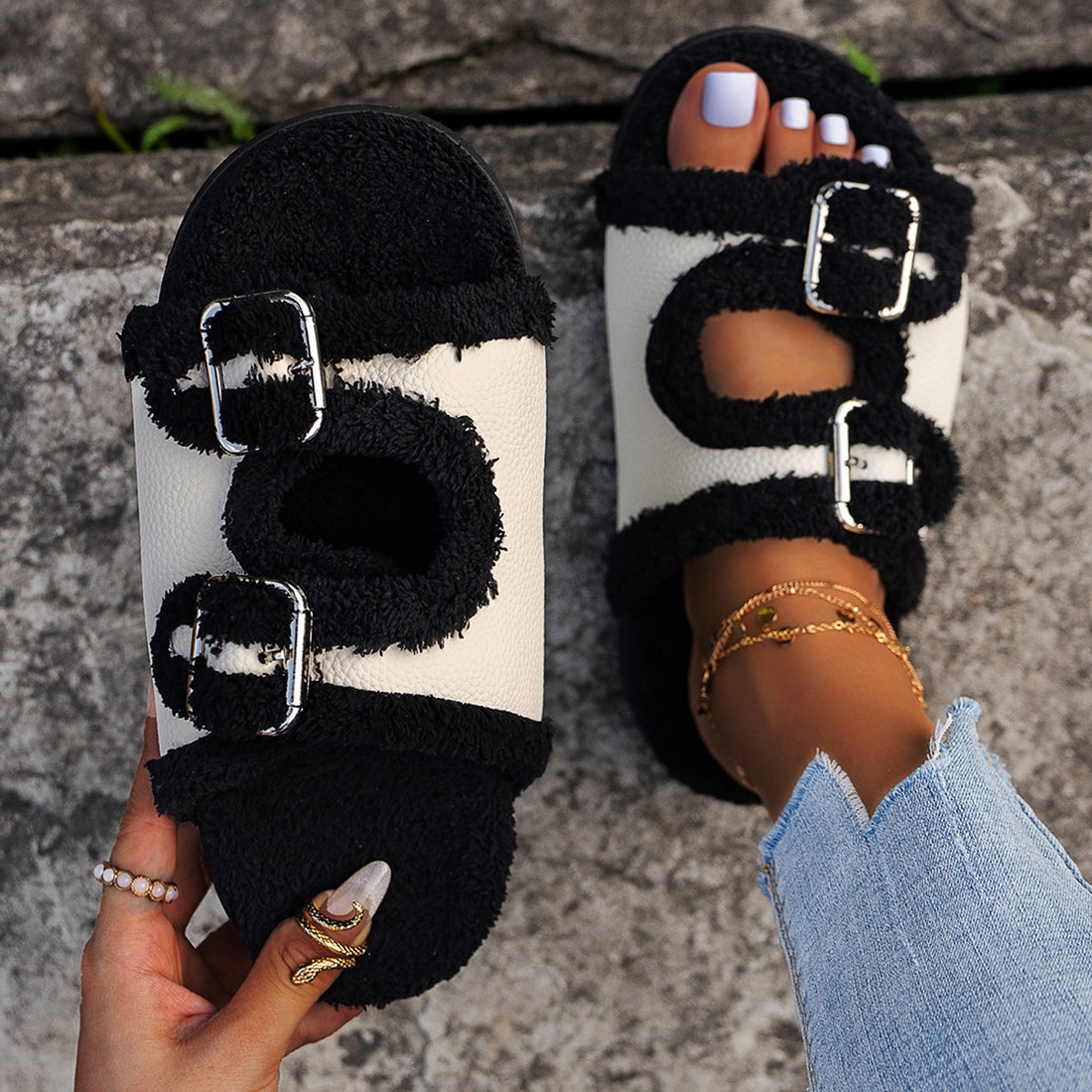 Blent10 lamb wool slippers with fleece-lined design for relaxed indoor wear